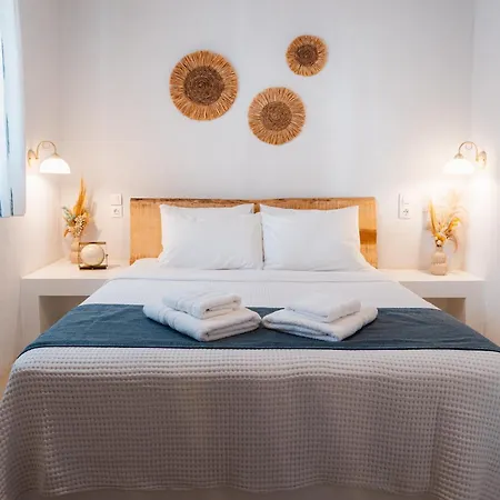 Cycladic Aretinni *